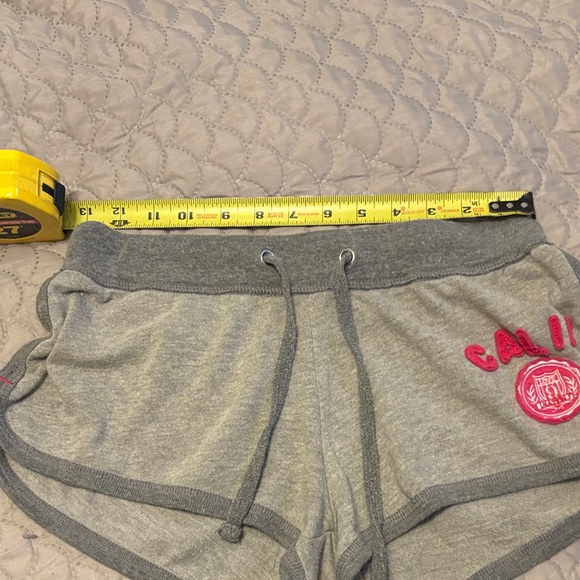 3/30 ❤️ Gray Athletic Shorts with Pink Embroidery - Picture 4 of 5